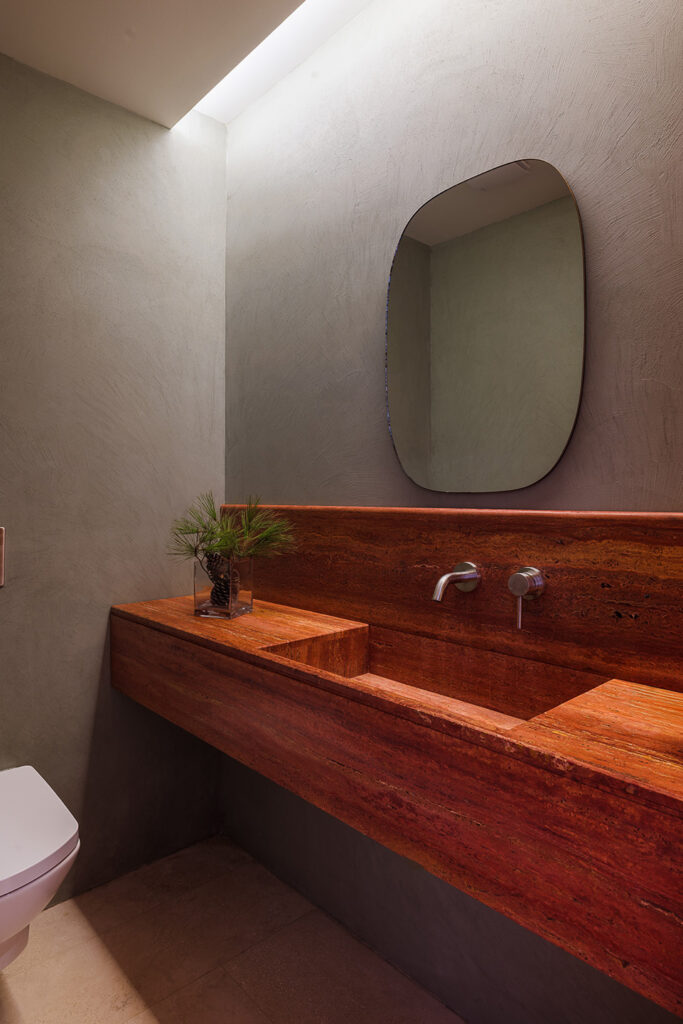 Bagno_Travertino rosso