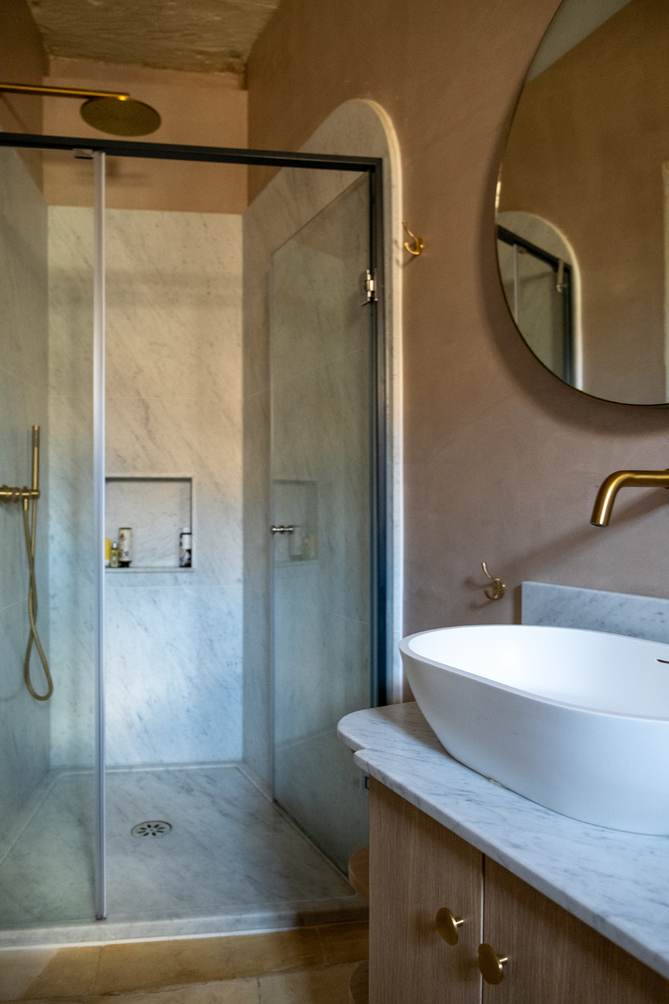 Bagno_marmo di Carrara